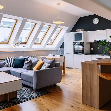 Rentplanet - Swietego Mikolaja アパート *